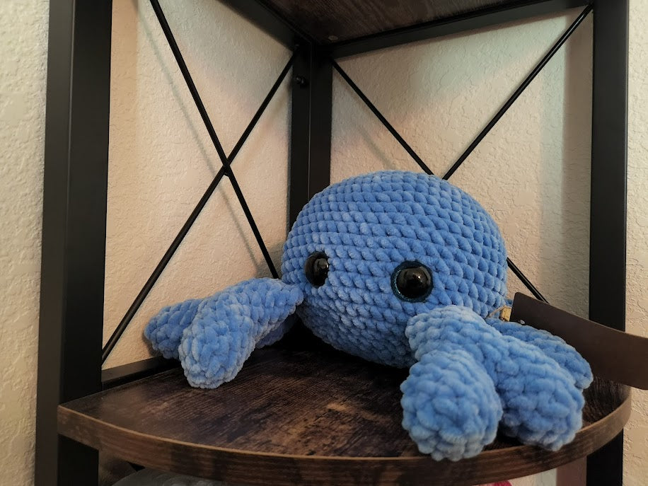 Crab plushie/stuffed animal