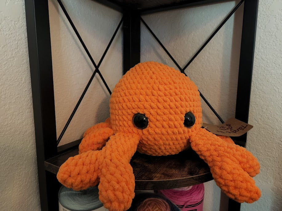 Crab plushie/stuffed animal