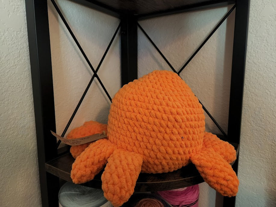 Crab plushie/stuffed animal